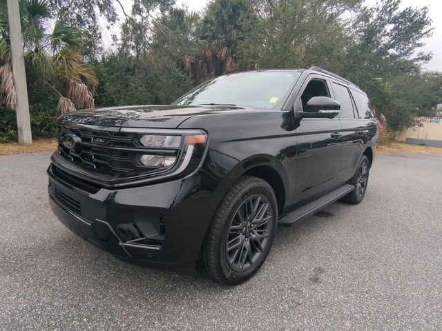 New 2026 Ford Expedition Platinum w/ Stealth Appearance Package image 9