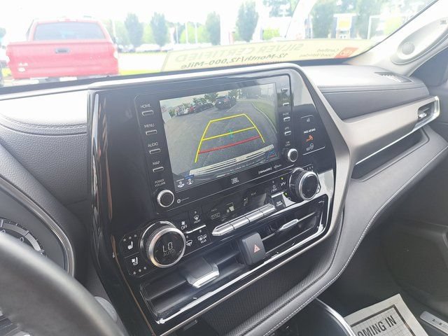 Certified 2020 Toyota Highlander Limited AWD/4WD image 17