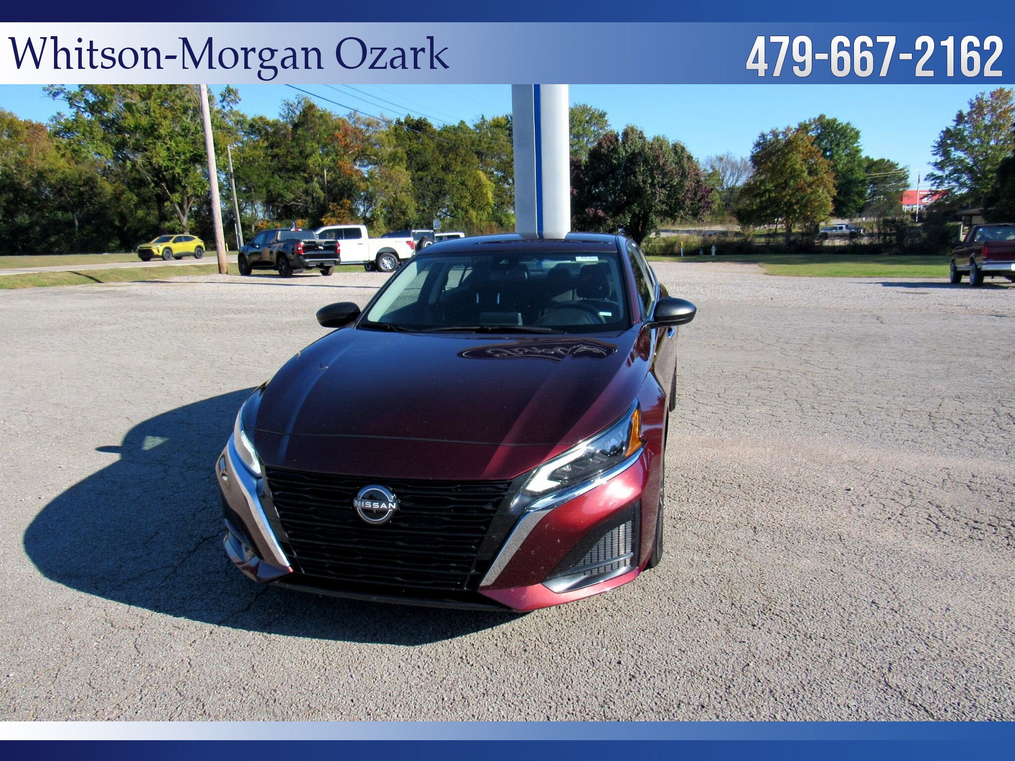 Used 2024 Nissan Altima 2.5 SV image 2
