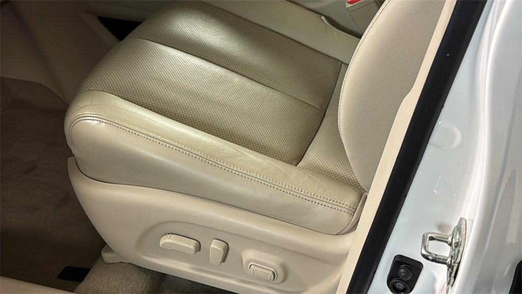 Used 2015 Nissan Murano Platinum w/ Platinum Technology Package image 27