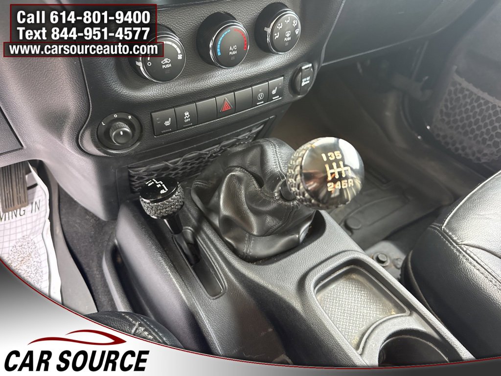 Used 2014 Jeep Wrangler Unlimited Sahara image 13