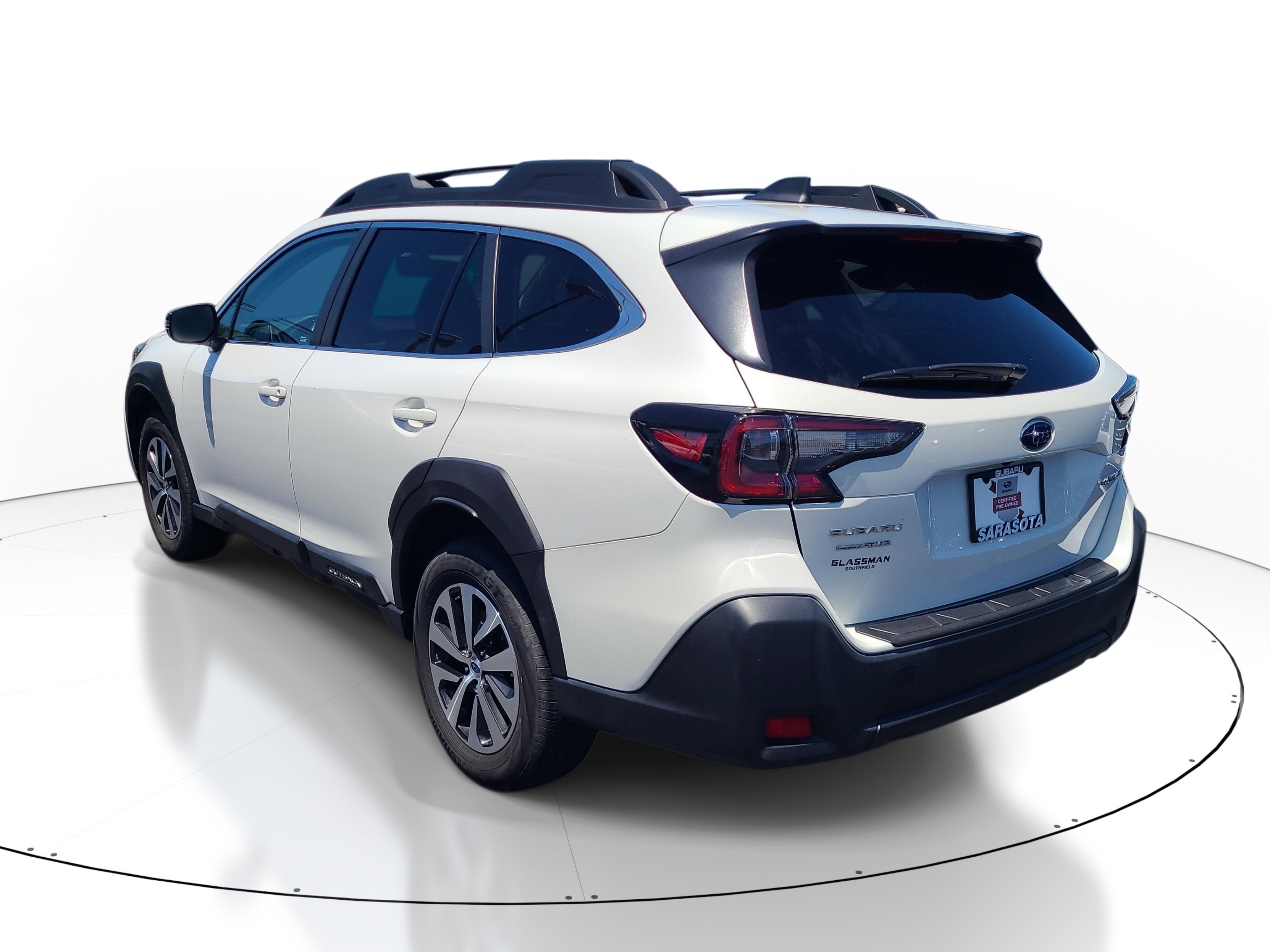 Certified 2024 Subaru Outback Premium w/ Popular Package #1A AWD/4WD image 4