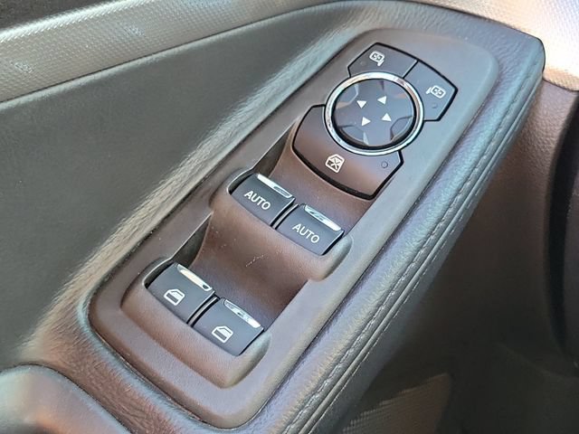 Used 2015 Ford Explorer XLT w/ Equipment Group 202A FWD image 14