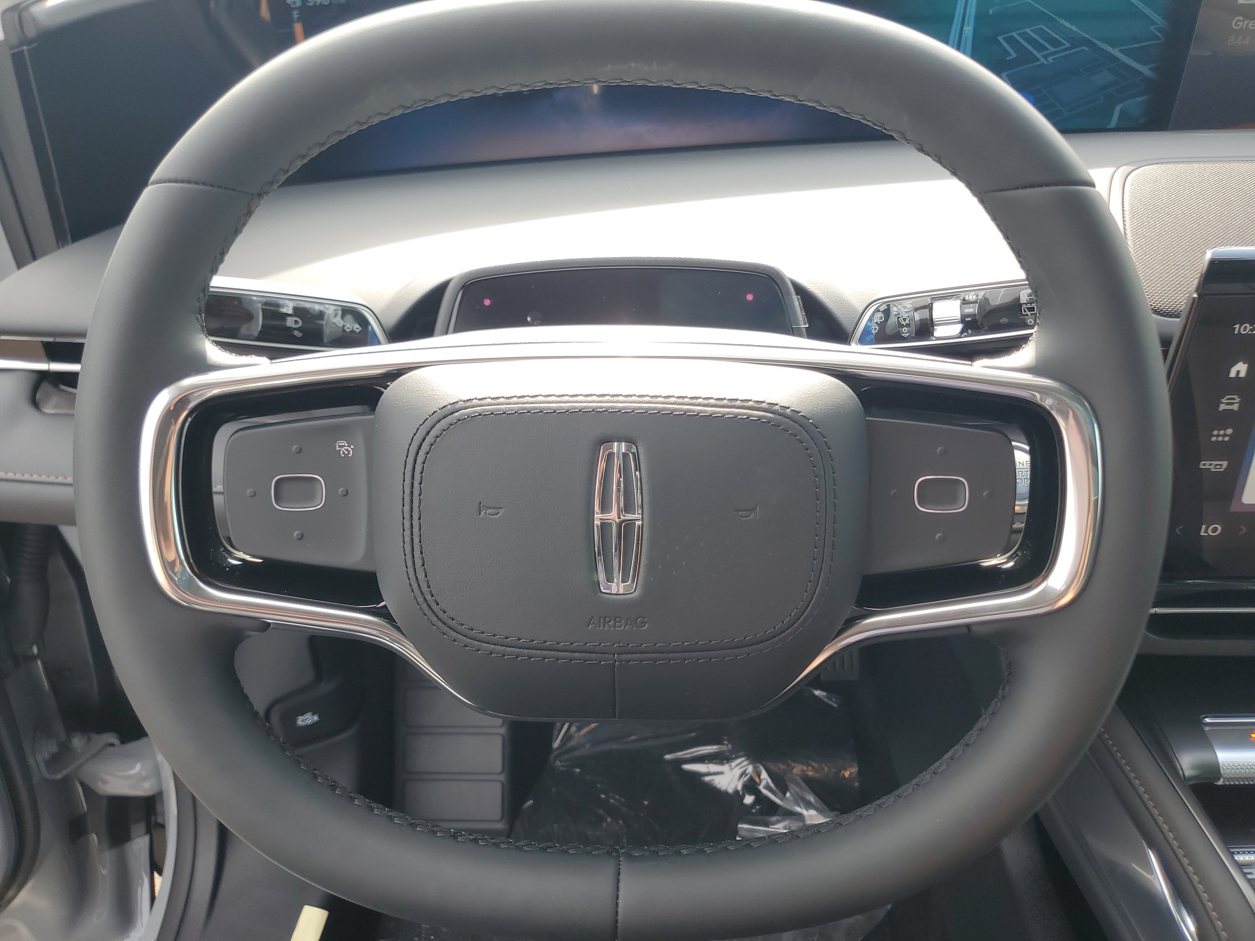 New 2026 Lincoln Nautilus Premier w/ Equipment Group 102A AWD/4WD image 16