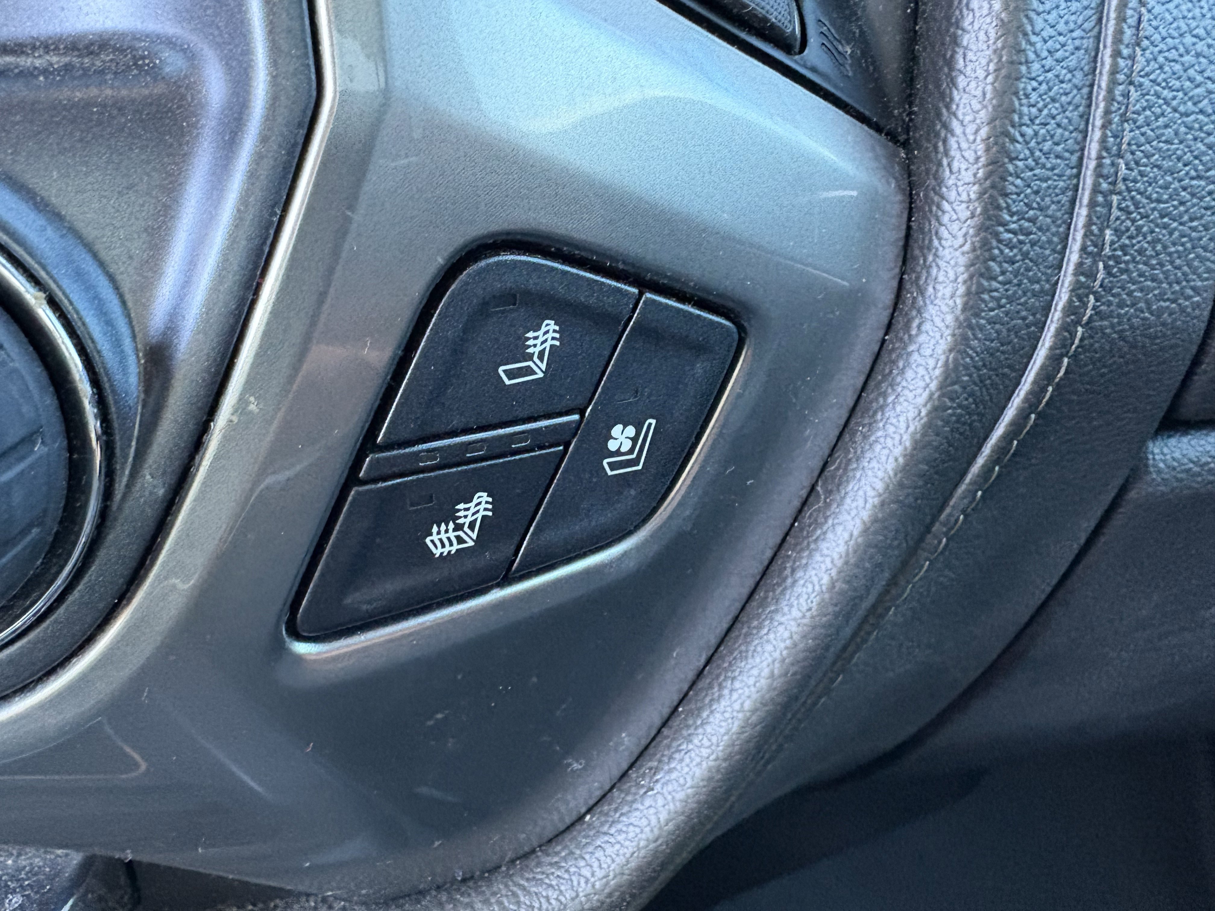 Used 2018 Chevrolet Silverado 1500 LTZ Z71 w/ LTZ Plus Package image 23