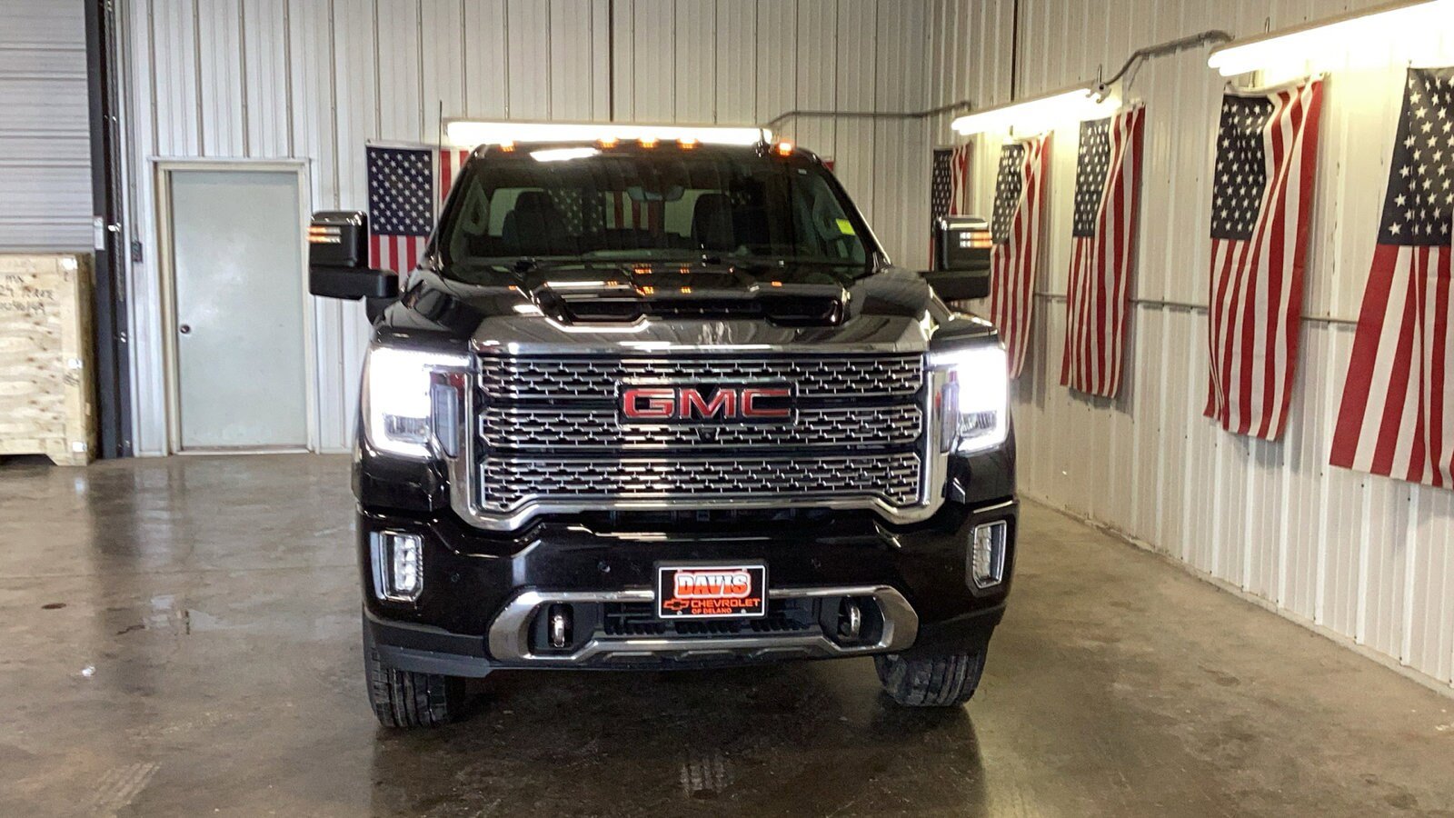 Used 2022 GMC Sierra 3500 Denali w/ Denali Ultimate Package AWD/4WD image 17