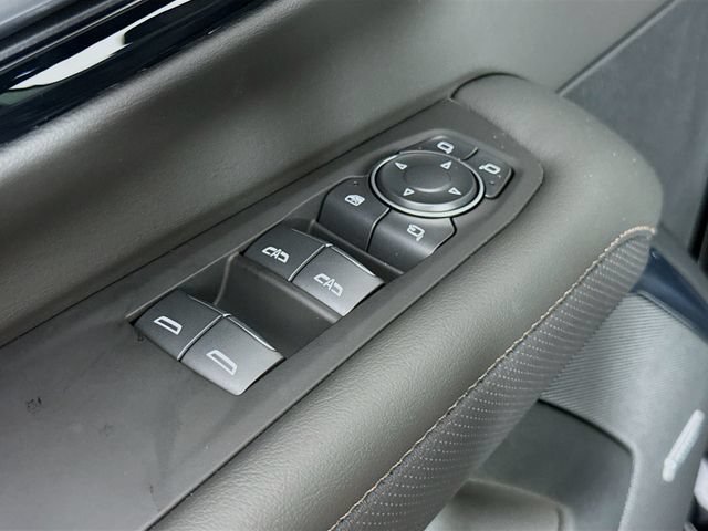 New 2026 Chevrolet Tahoe High Country AWD/4WD image 20