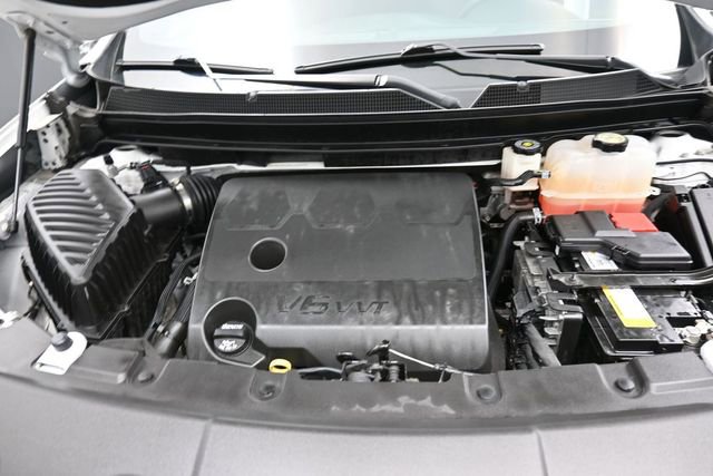 Used 2023 Chevrolet Traverse LT FWD image 32