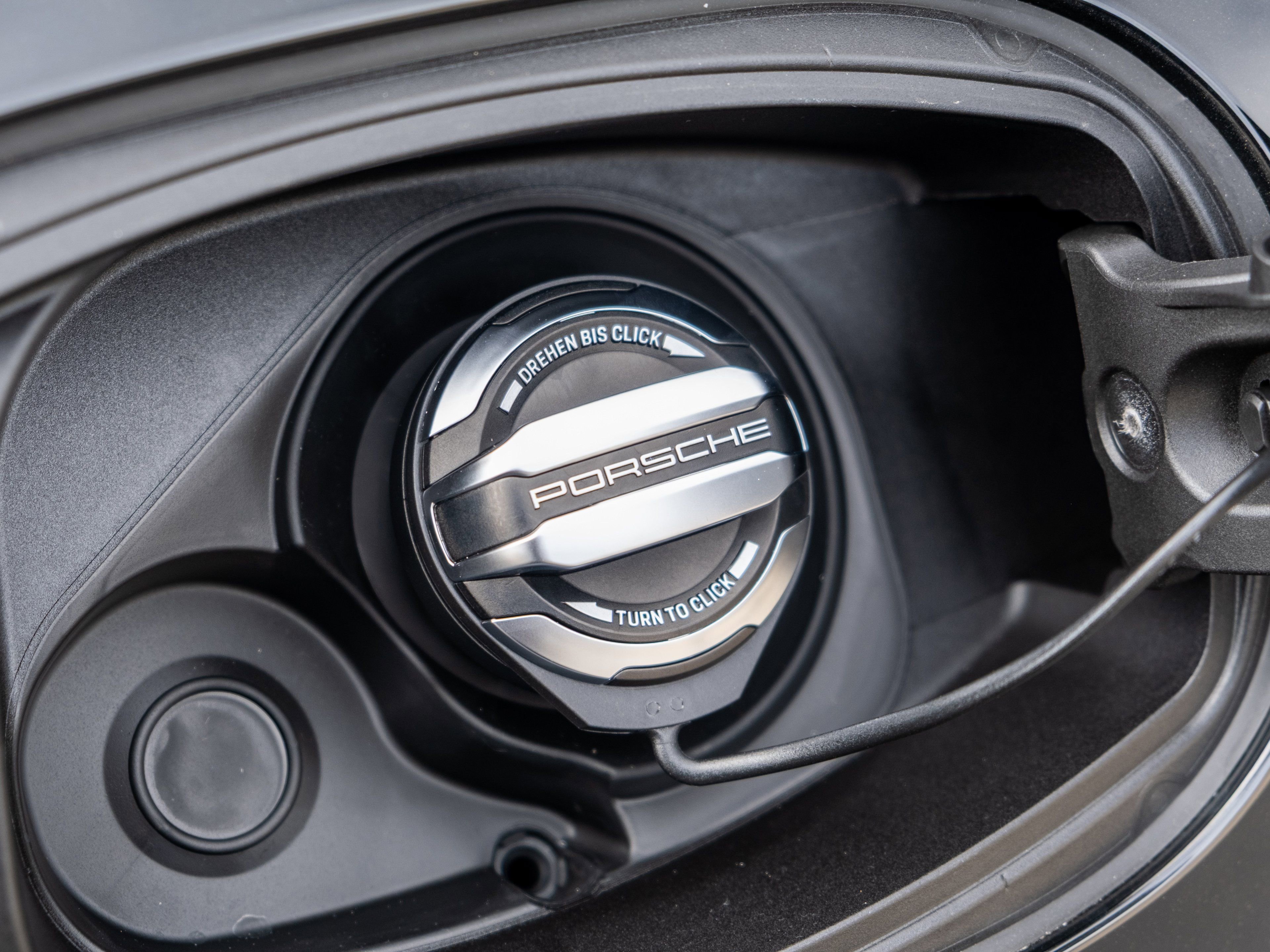 New 2026 Porsche Cayenne AWD/4WD image 39