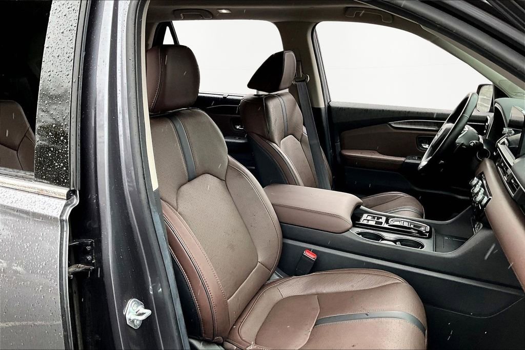 Certified 2025 Honda Pilot Elite image 21