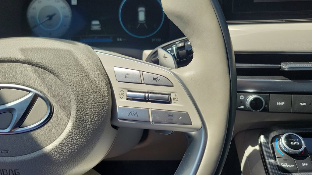 Used 2025 Hyundai Palisade Calligraphy FWD image 22