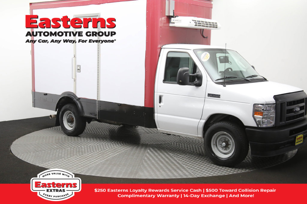 Used 2023 Ford E-350 and Econoline 350 Super Duty w/ Power Windows & Locks Group RWD image 48