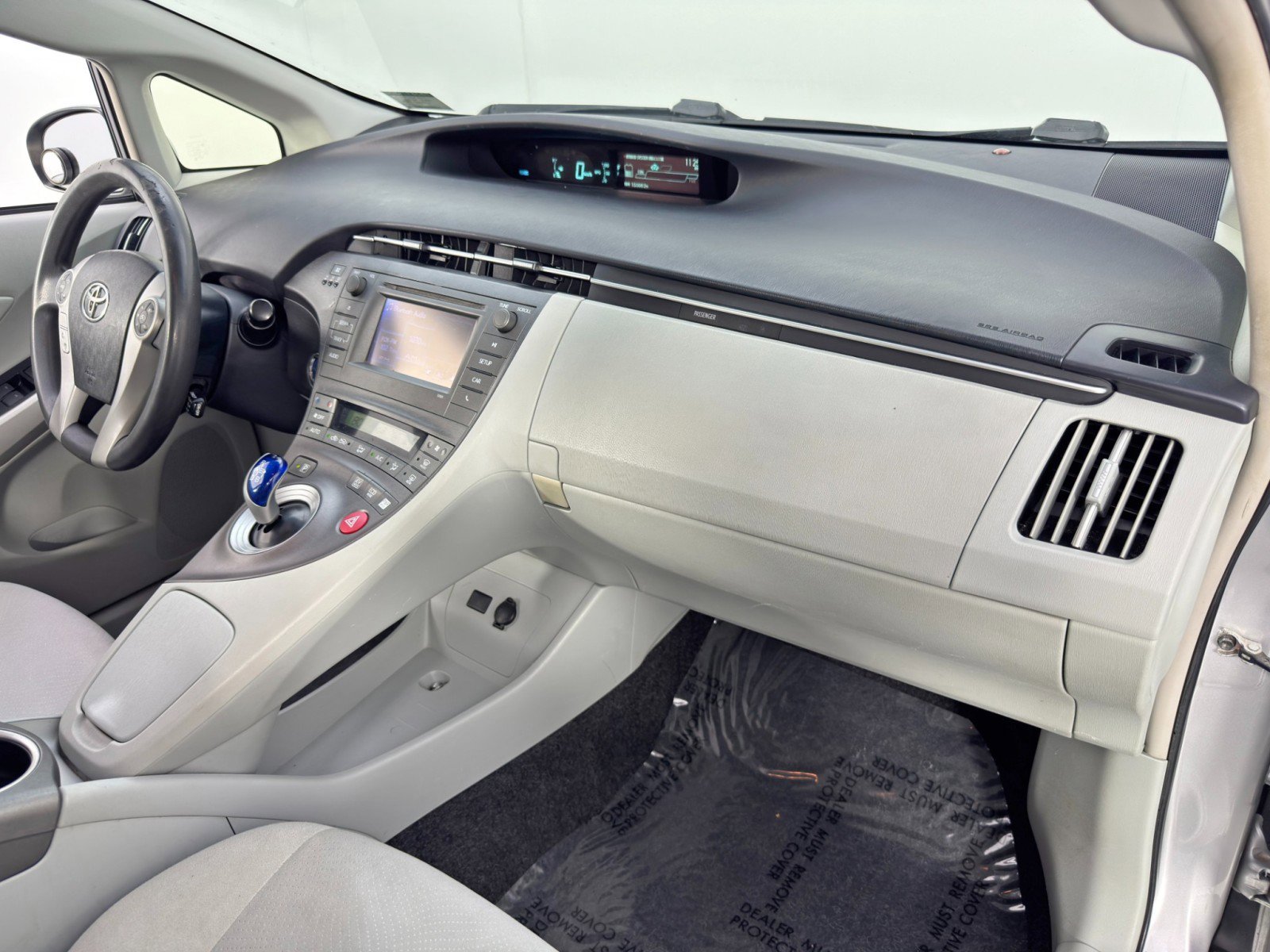 Used 2015 Toyota Prius Two image 13