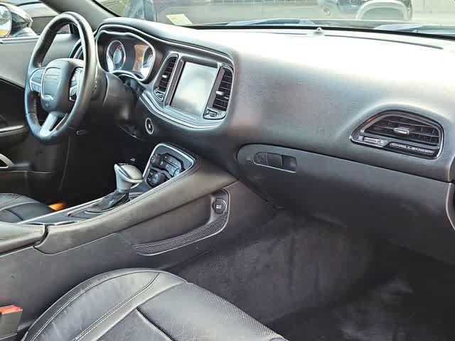 Used 2015 Dodge Challenger SXT Plus RWD image 19