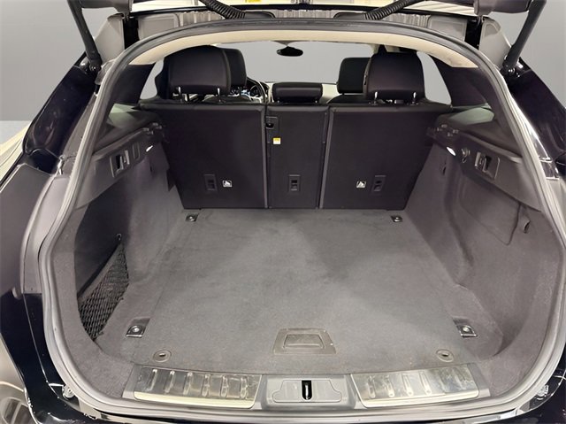 Used 2019 Jaguar F-PACE Prestige image 37