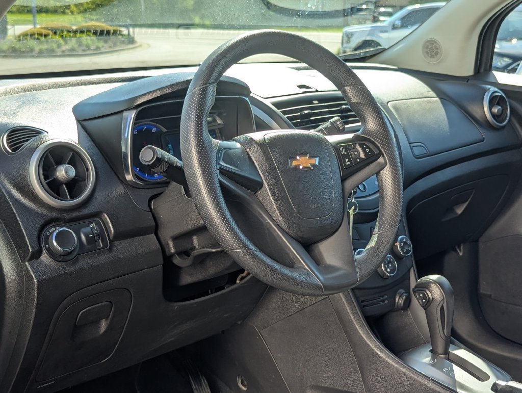 Used 2016 Chevrolet Trax LS FWD image 9