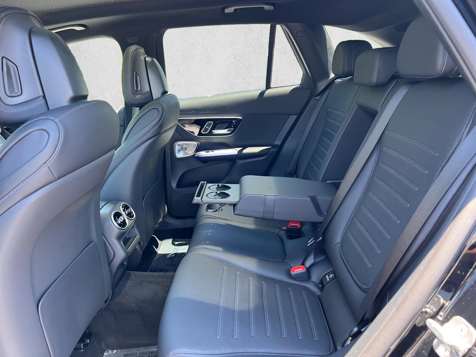 New 2026 Mercedes-Benz GLC 300 4MATIC image 17