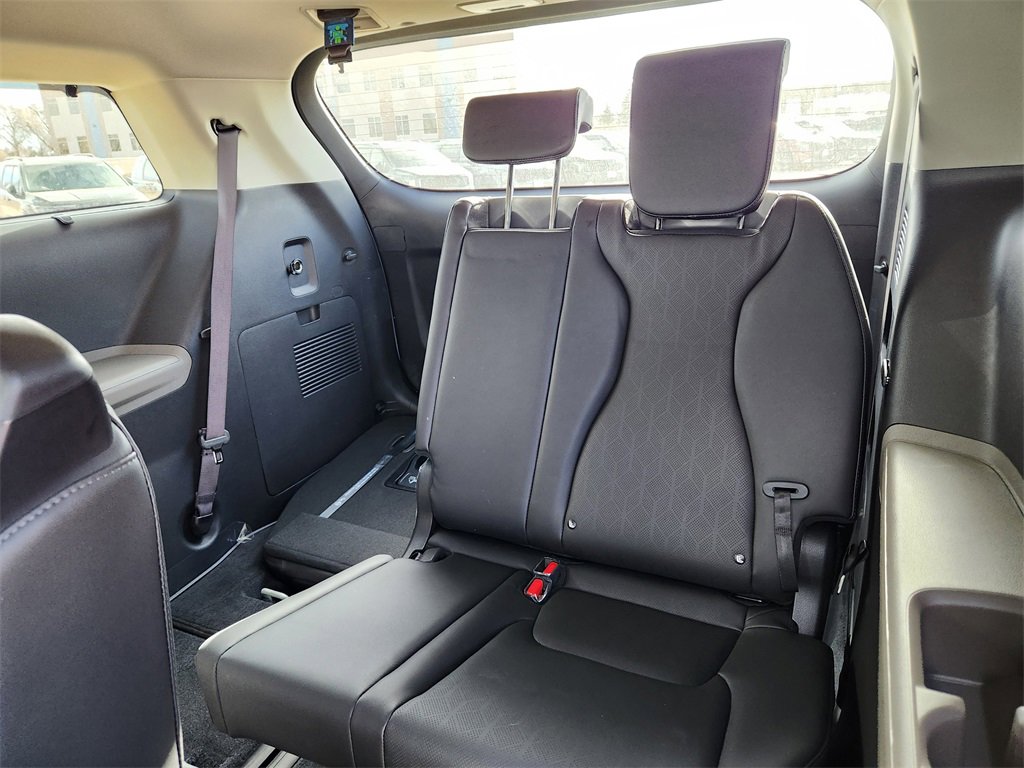 New 2026 Kia Carnival EX image 10