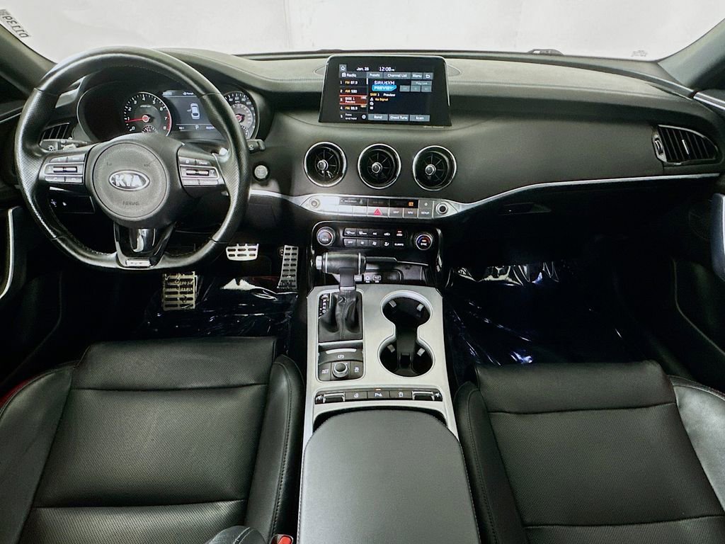 Used 2018 Kia Stinger GT1 image 16