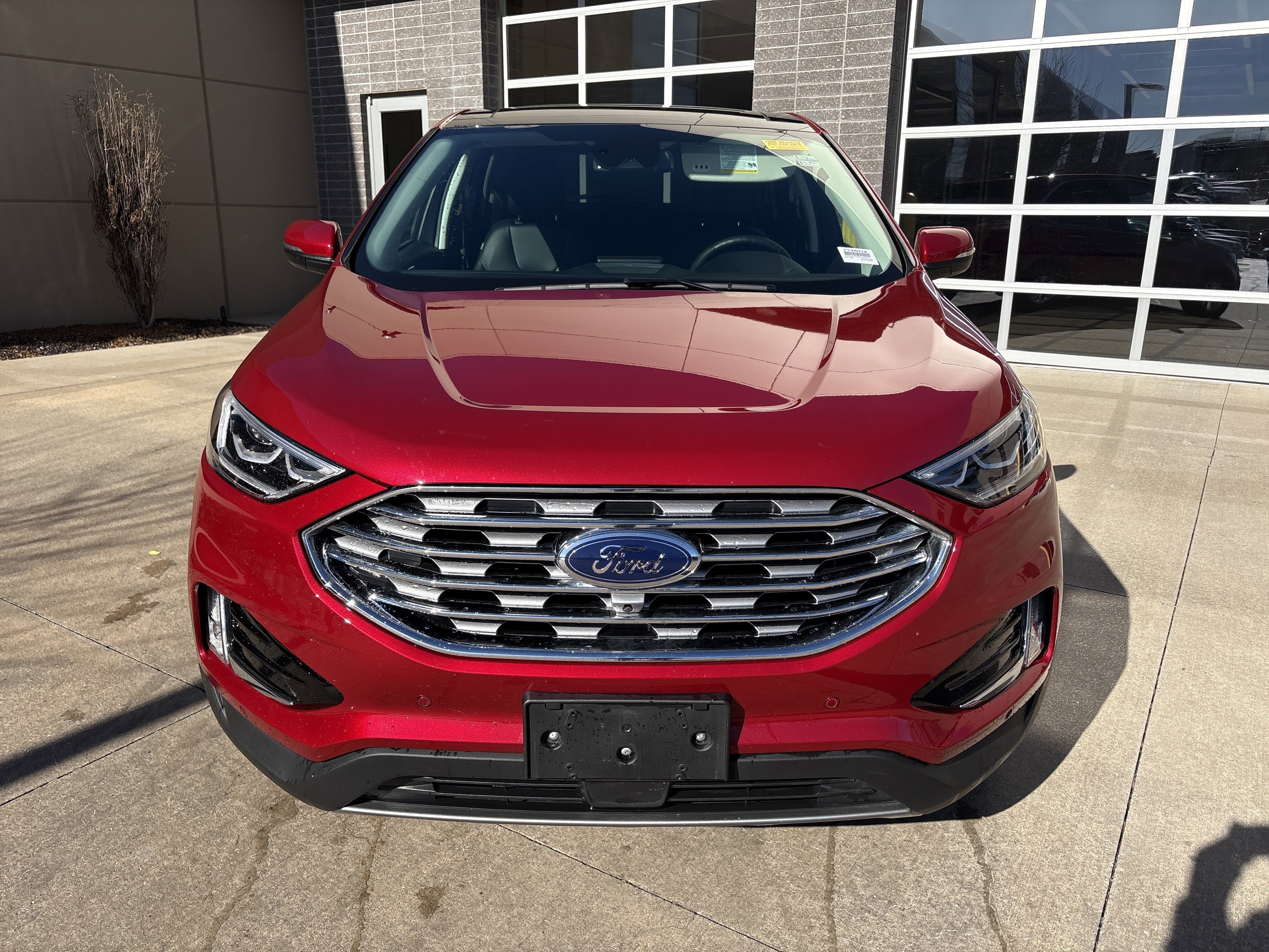Used 2021 Ford Edge Titanium w/ Equipment Group 301A image 3