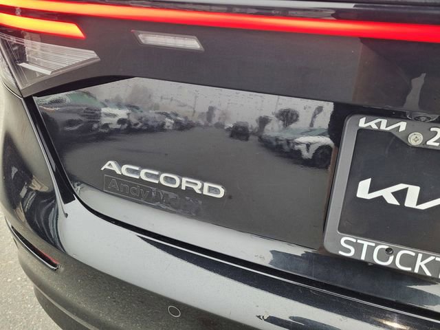 Used 2024 Honda Accord Touring image 7