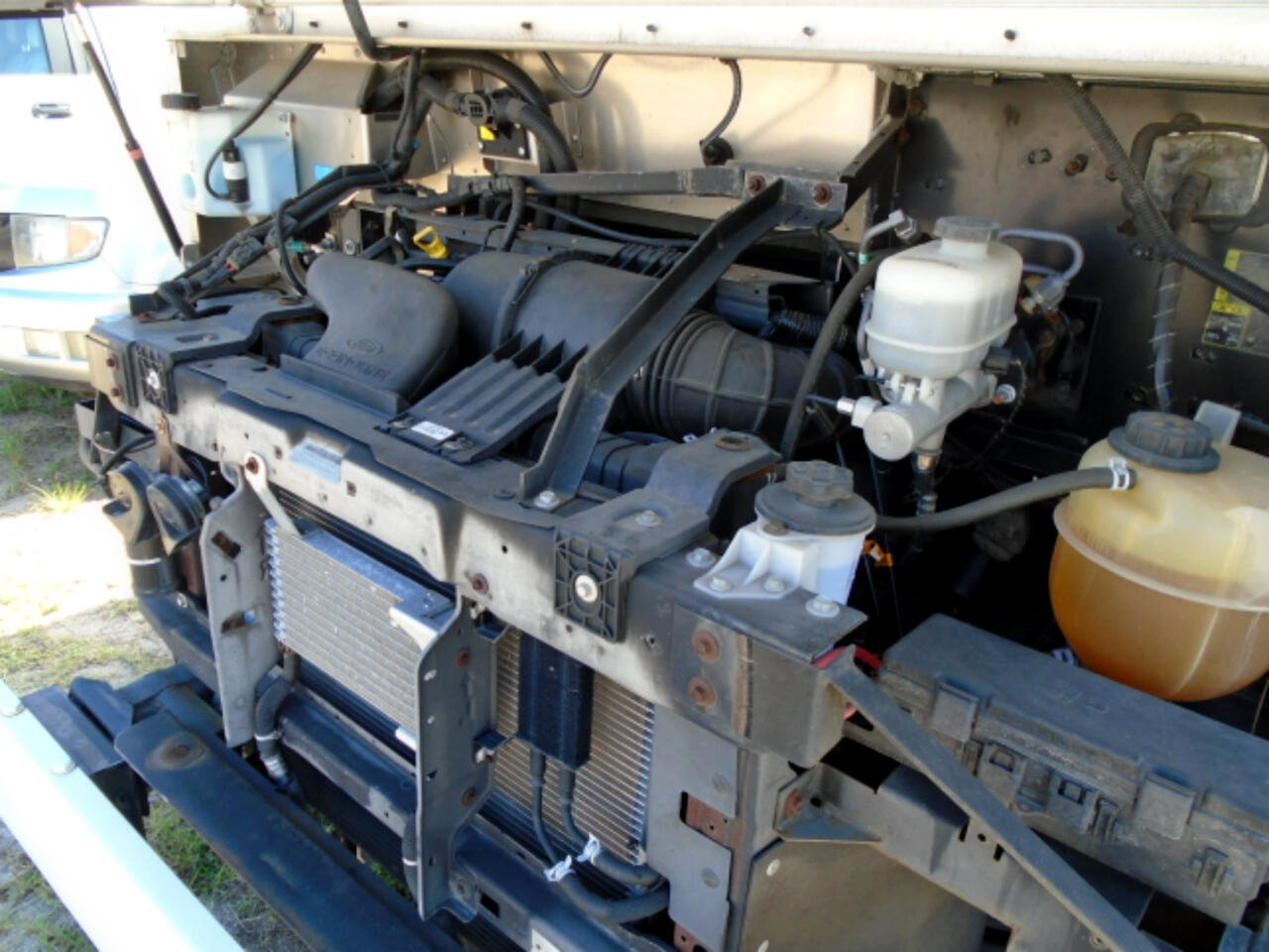 Used 2016 Ford E-350 and Econoline 350 Super Duty w/ A/C Prep Package image 16