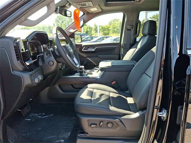 New 2026 GMC Sierra 1500 SLT w/ SLT Premium Package image 9