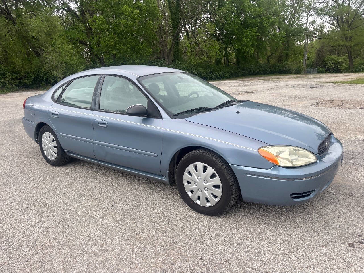 Used 2006 Ford Taurus SE image 5