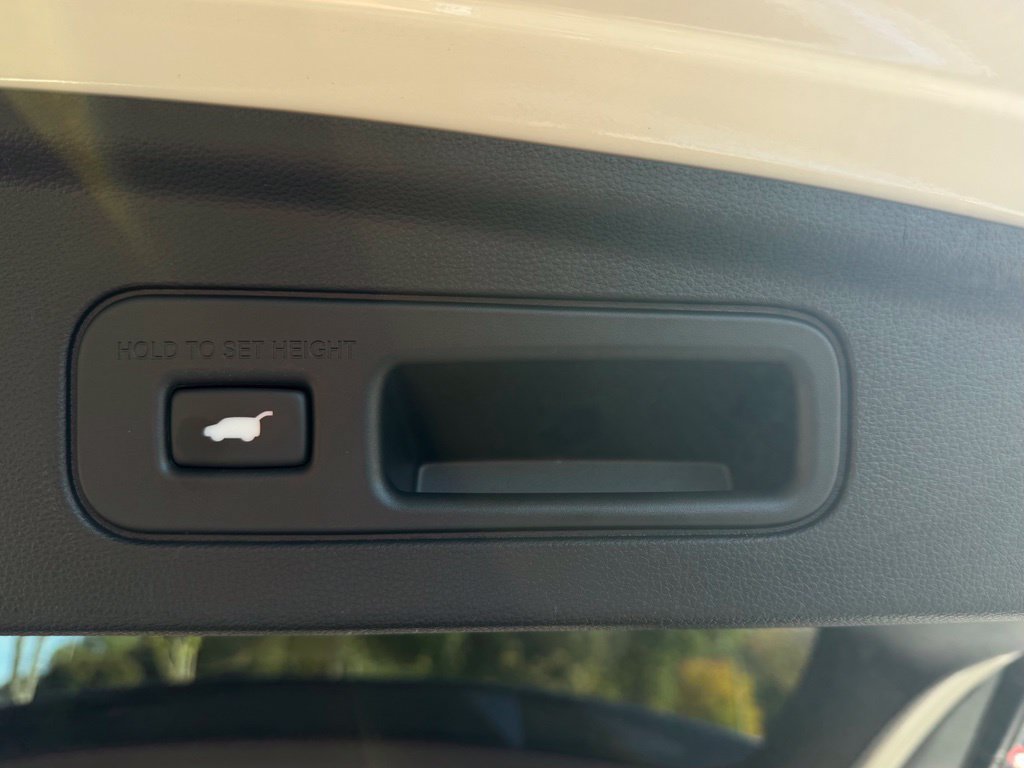 Used 2024 Acura MDX FWD image 45