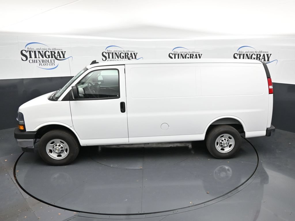 Used 2021 Chevrolet Express 2500 Extended w/ Driver Convenience Package RWD image 21