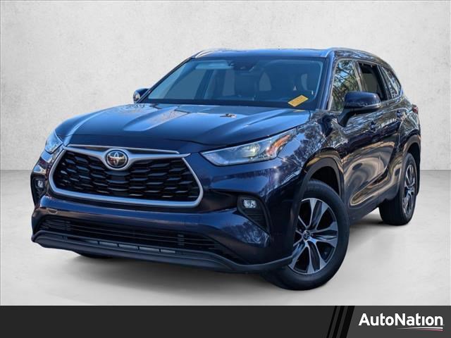 Used 2021 Toyota Highlander XLE