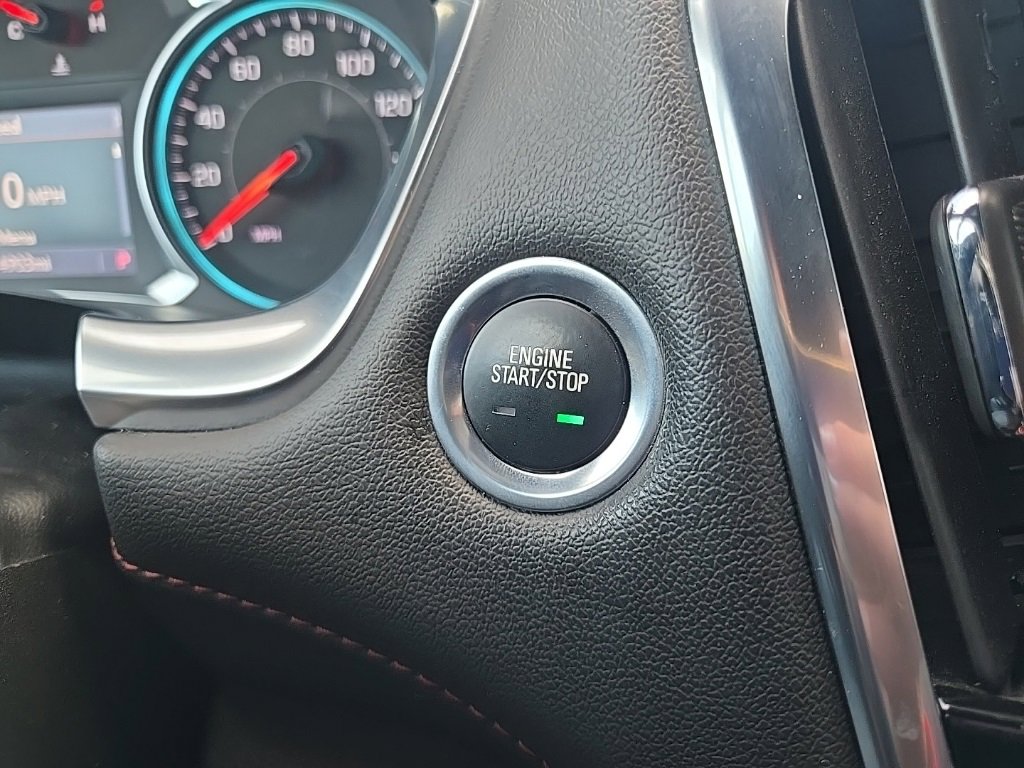 Used 2022 Chevrolet Traverse RS image 48