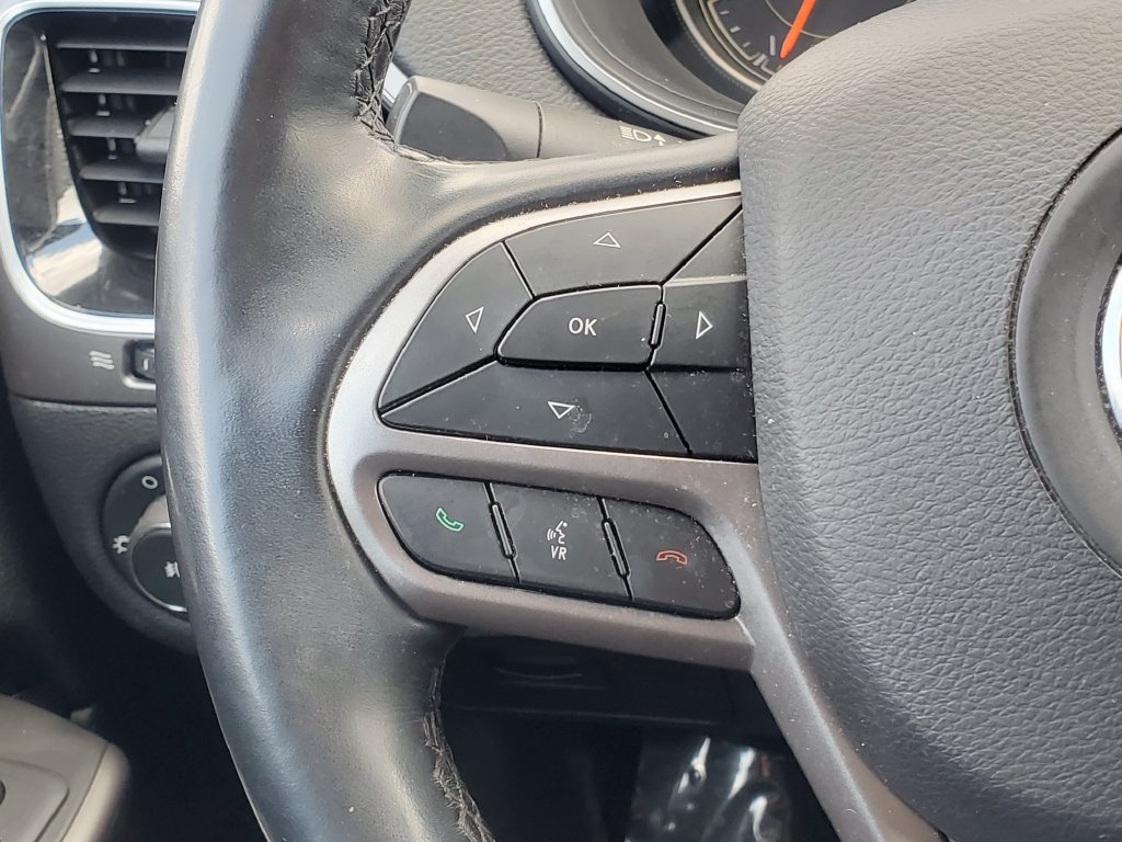 Used 2020 Jeep Cherokee Limited AWD/4WD image 15