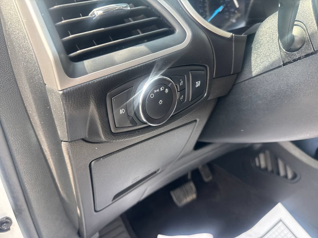 Used 2019 Ford Edge SEL w/ Equipment Group 201A AWD/4WD image 20