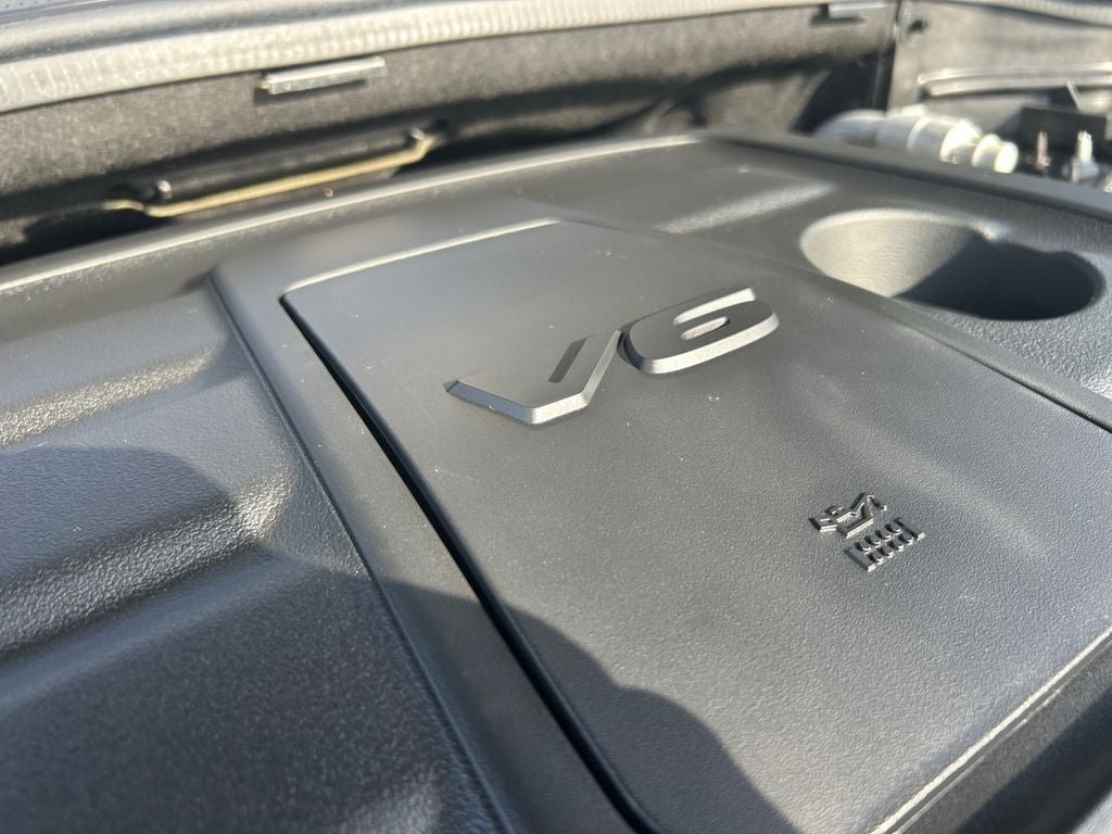 Used 2019 Jeep Grand Cherokee Limited AWD/4WD image 30