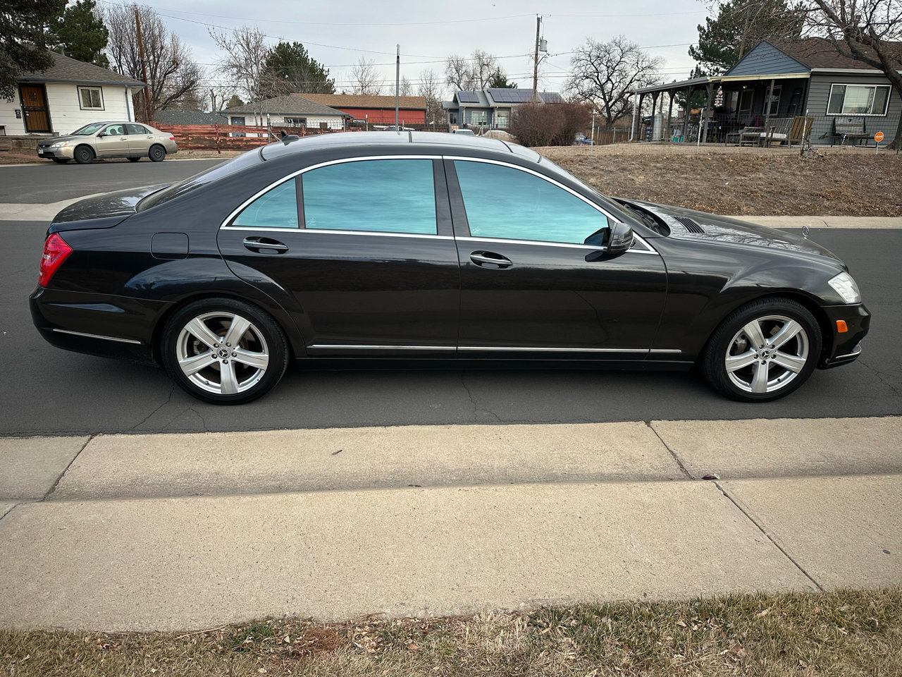 Used 2011 Mercedes-Benz S 550 4MATIC image 6