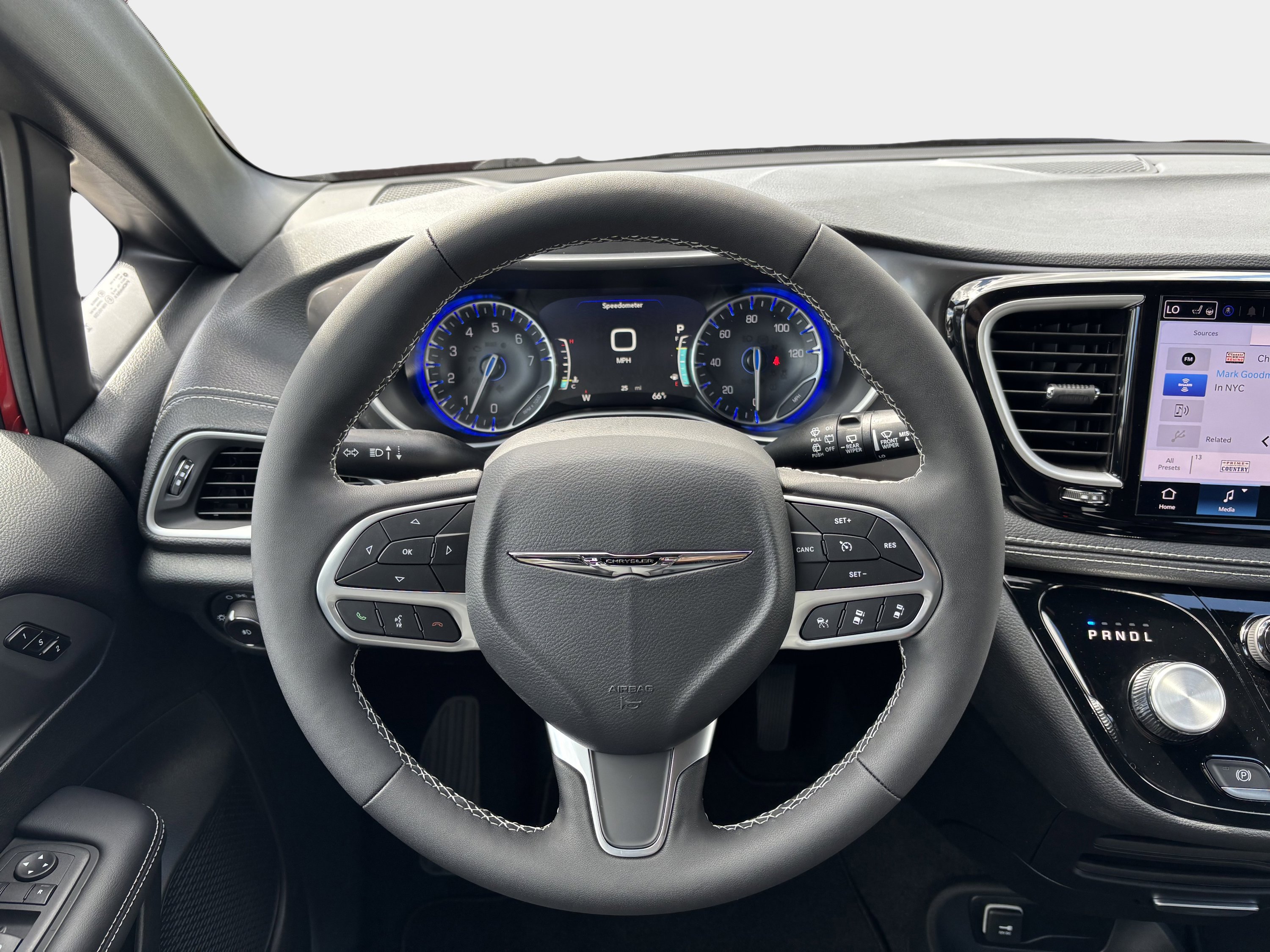New 2026 Chrysler Pacifica Select image 16