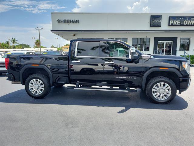 Certified 2020 GMC Sierra 3500 Denali w/ Denali Ultimate Package image 4