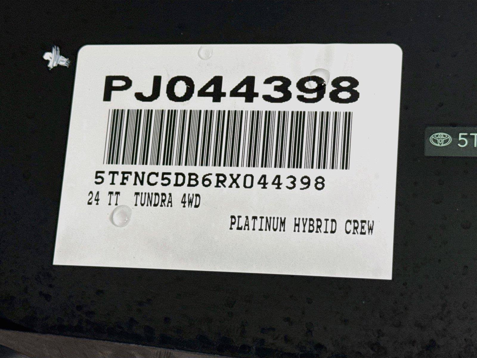 Used 2024 Toyota Tundra Platinum AWD/4WD image 46