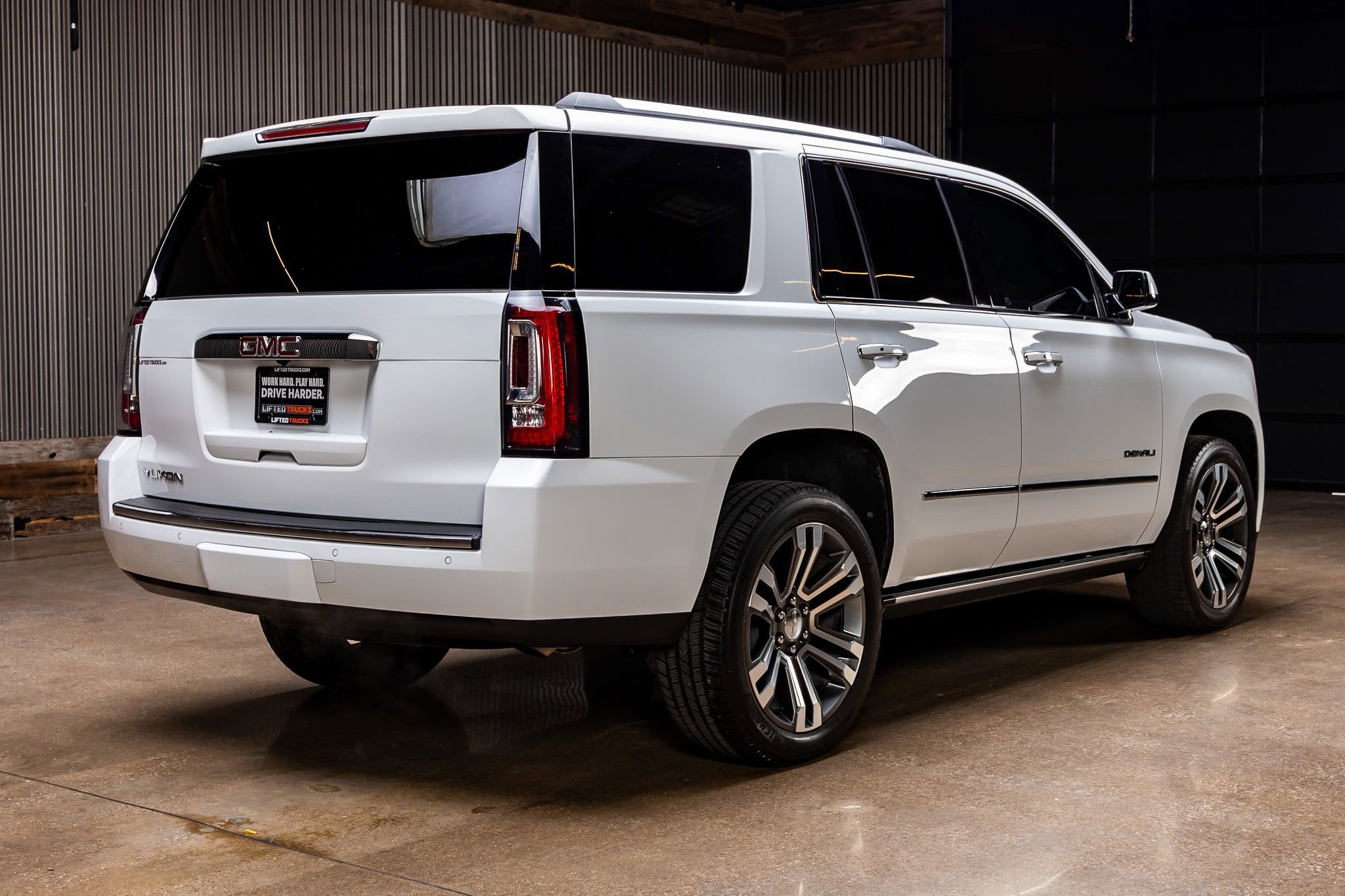 Used 2019 GMC Yukon Denali w/ Denali Ultimate Package image 9