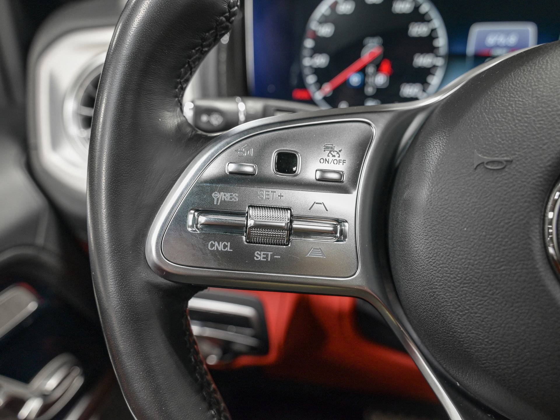 Used 2021 Mercedes-Benz G 550 image 17