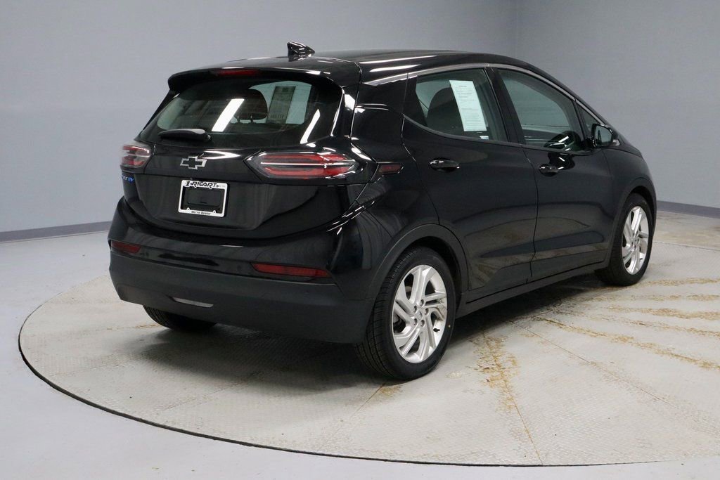 Used 2023 Chevrolet Bolt LT w/ Driver Confidence Package image 8