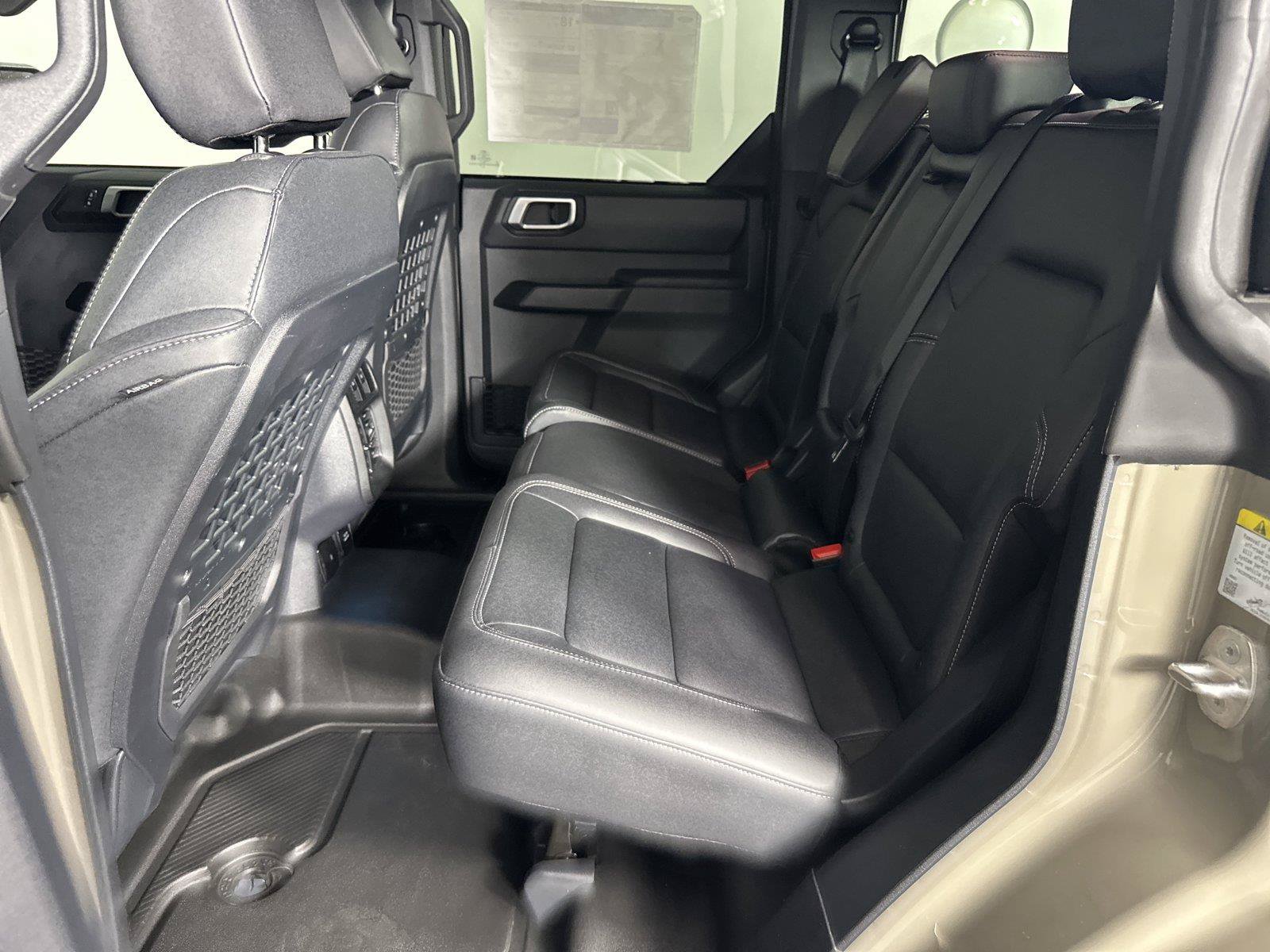 New 2026 Ford Bronco Big Bend w/ Black Diamond Package AWD/4WD image 25
