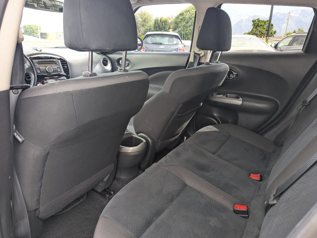 Used 2014 Nissan Juke SV AWD/4WD image 30