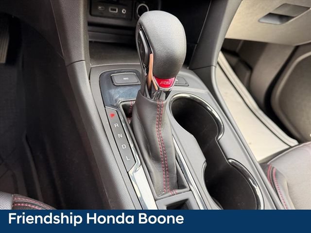 Used 2024 Chevrolet Equinox RS w/ RS Leather Package AWD/4WD image 26