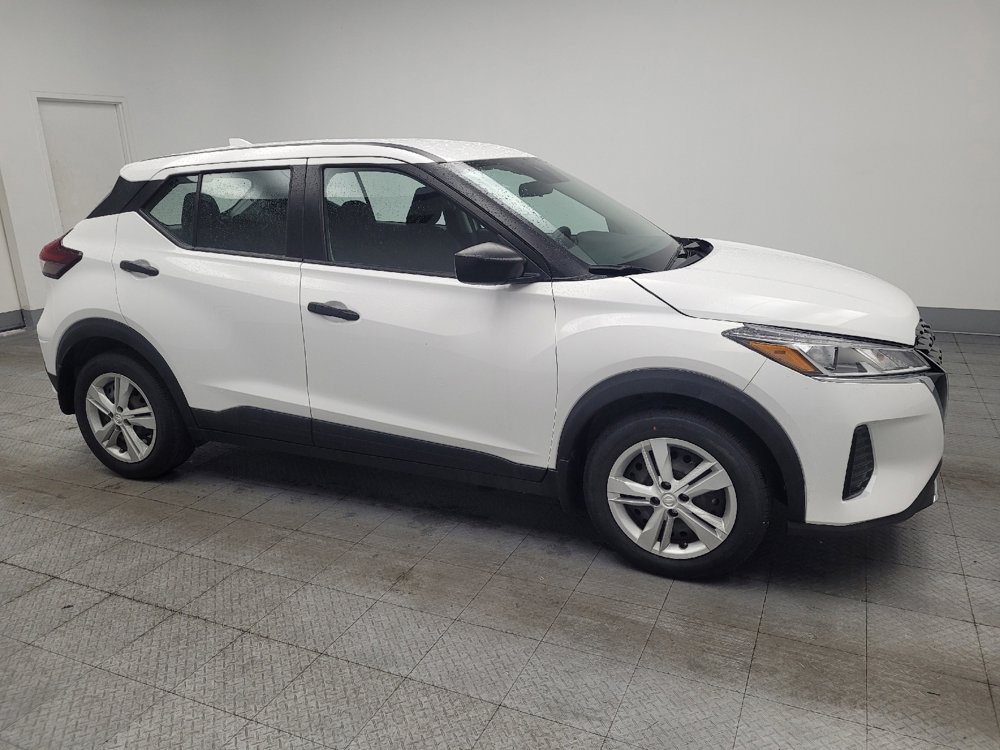 Used 2023 Nissan Kicks S FWD image 11