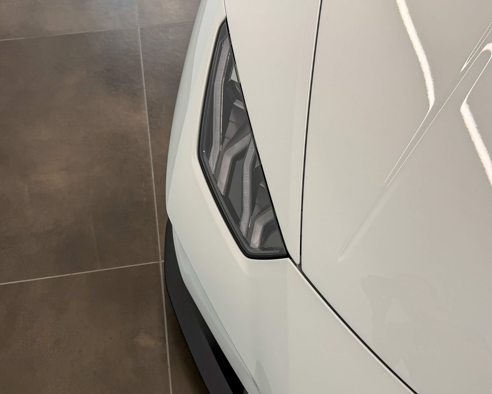 Used 2022 Lamborghini Huracan EVO RWD image 50