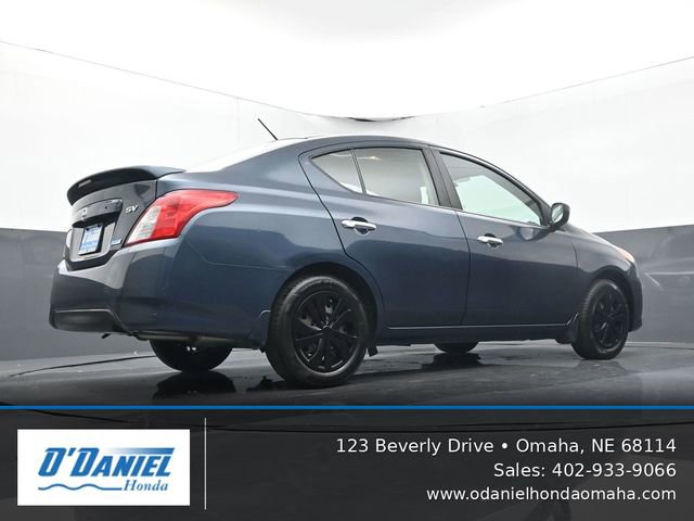 Used 2015 Nissan Versa SV FWD image 12