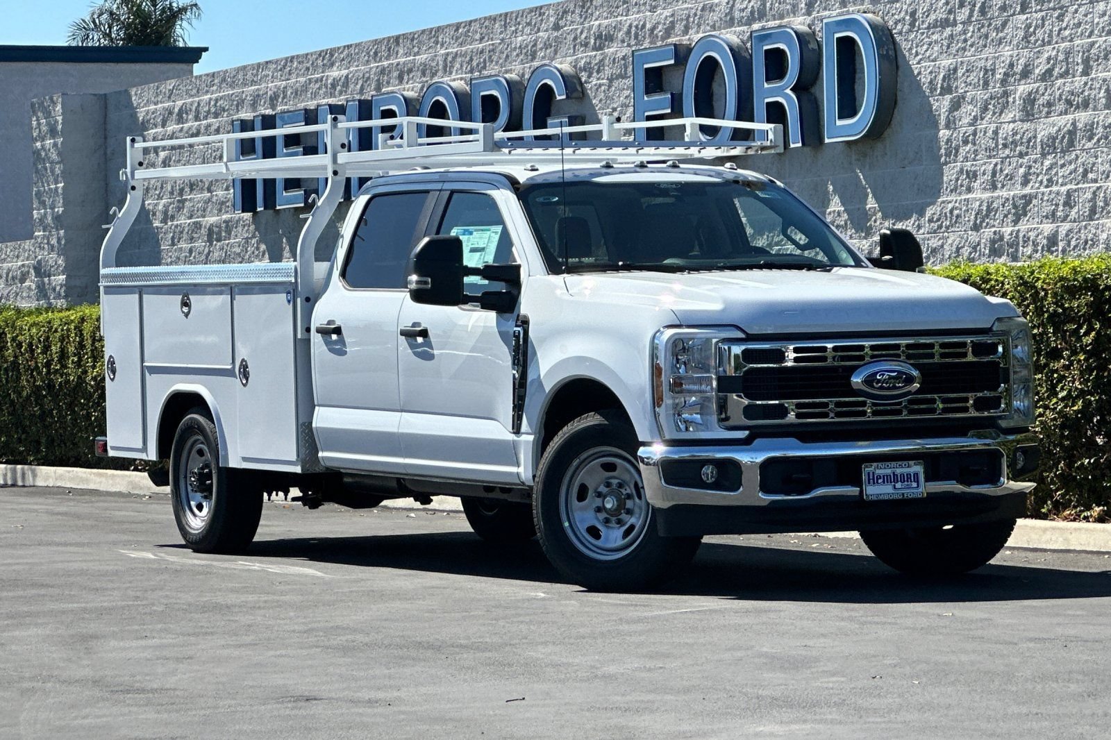 New 2026 Ford F350 XL w/ XL Chrome Package video 2