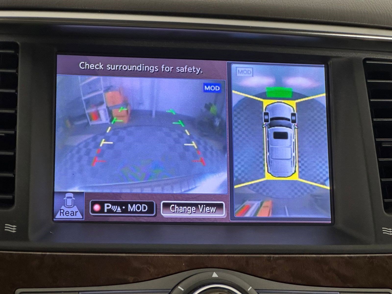 Used 2014 INFINITI QX80 2WD w/ Deluxe Touring Package image 26